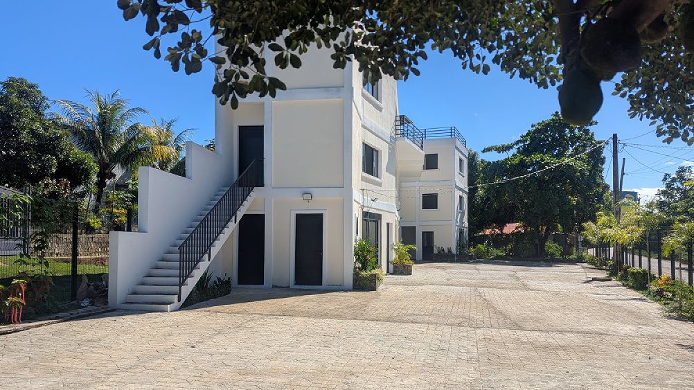 IMMEUBLE COMMERCIAL – EMPLACEMENT STRATÉGIQUE