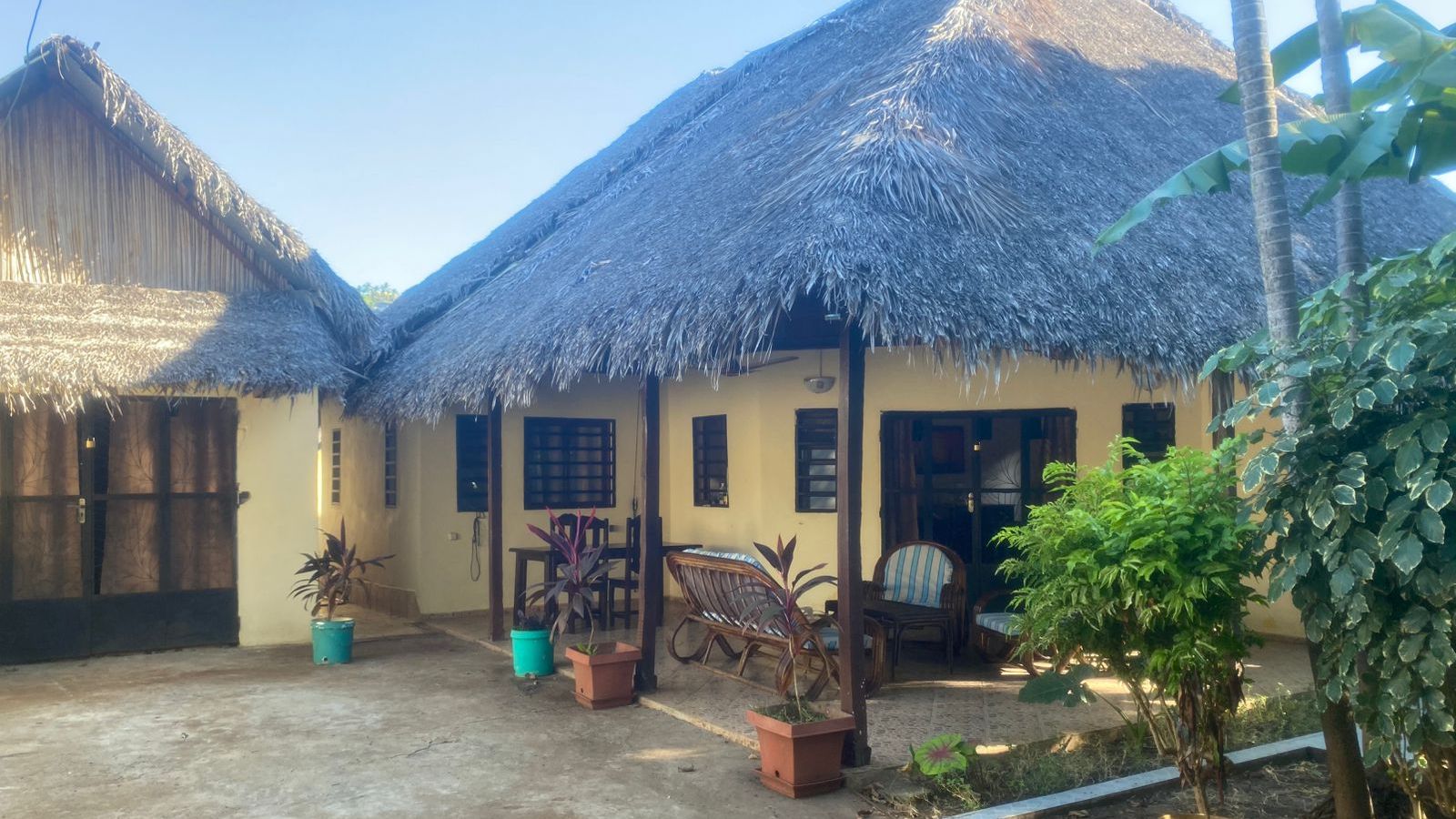 MAISON DE CHARME À AMBONDRONA – ESPACE, CONFORT ET INDÉPENDANCE