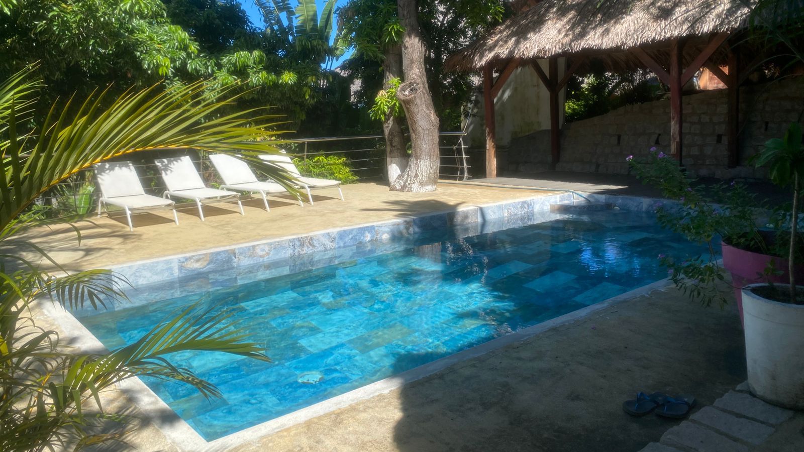 VILLA TROPICALE AVEC PISCINE PRIVÉE