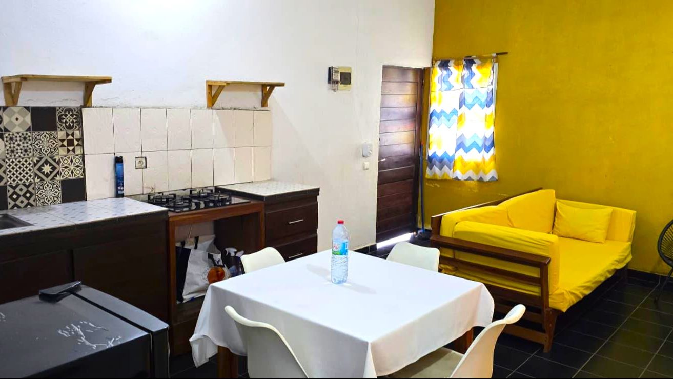 APPARTEMENT CONFORTABLE MEUBLÉ ET ÉQUIPÉ – 1ER ÉTAGE