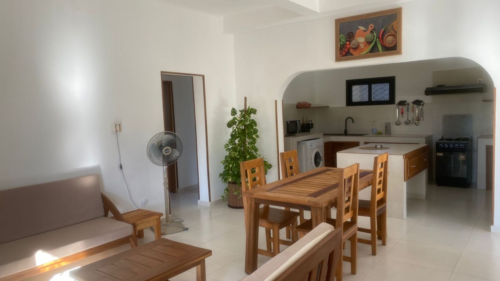 MAGNIFIQUE APPARTEMENT MEUBLÉ