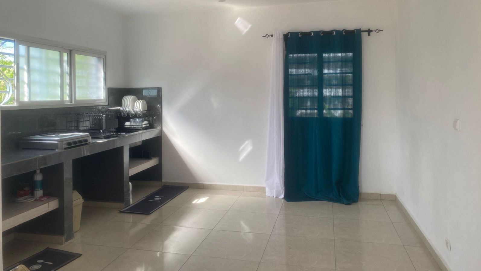 APPARTEMENT NEUF 1ER ÉTAGE – À 1 MINUTE DE LA PLAGE